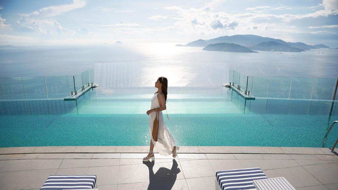 Phi Yen Panorama Condotel Nha Trang Exteriör bild