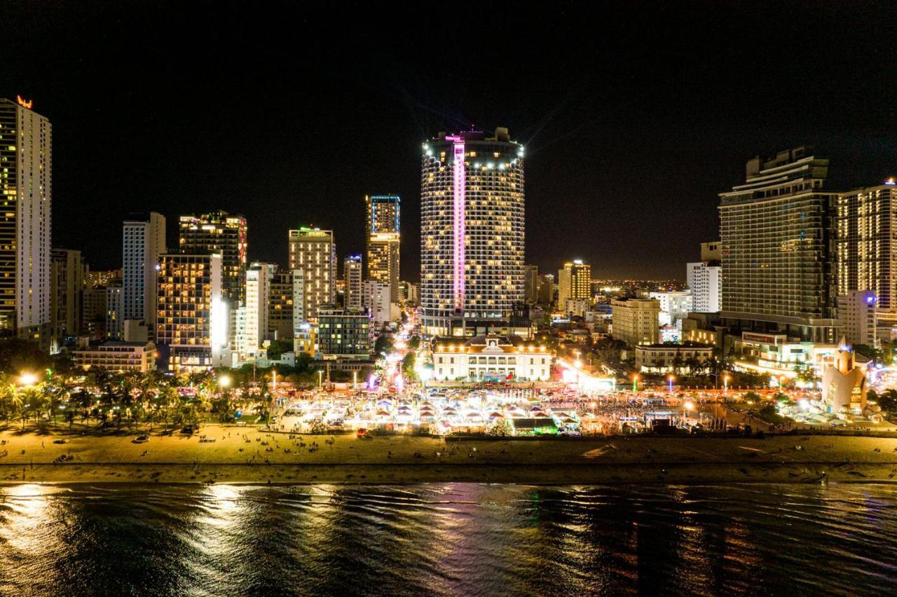 Phi Yen Panorama Condotel Nha Trang Exteriör bild