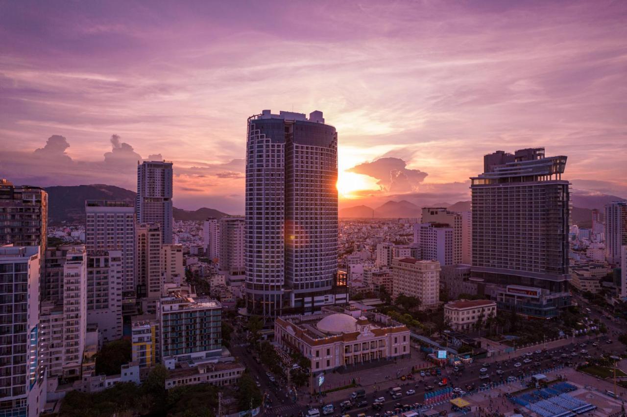 Phi Yen Panorama Condotel Nha Trang Exteriör bild