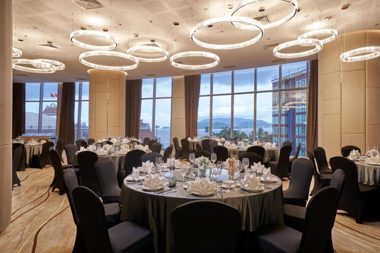 Phi Yen Panorama Condotel Nha Trang Exteriör bild