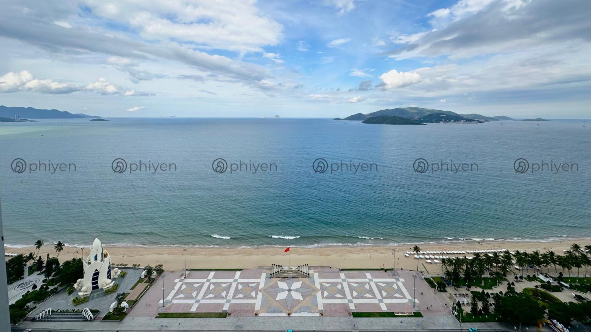 Phi Yen Panorama Condotel Nha Trang Exteriör bild